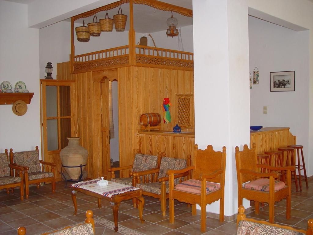Hotel Angela Скирос Экстерьер фото